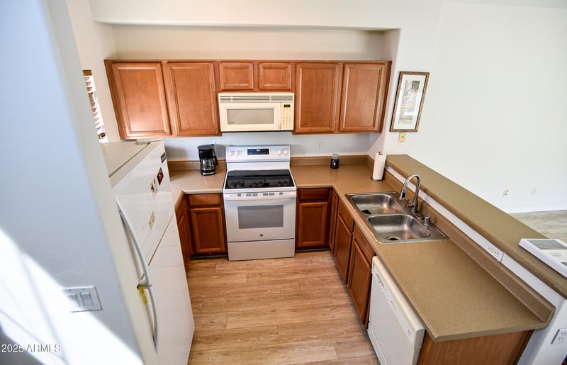 34940 30th Ave, Phoenix, AZ 85086
