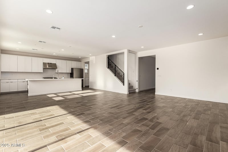 34940 Augite Way, San Tan Valley, AZ 85144