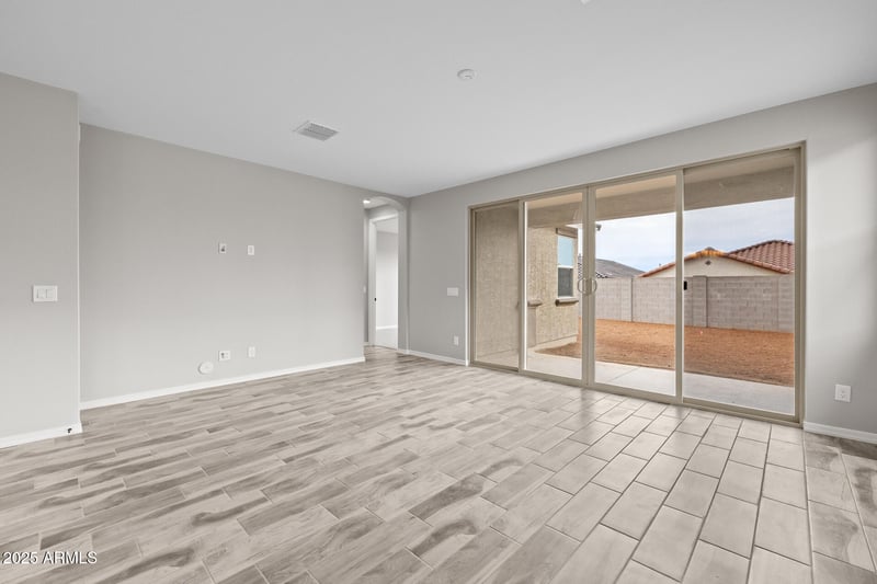 34942 Hawley Dr, San Tan Valley, AZ 85144