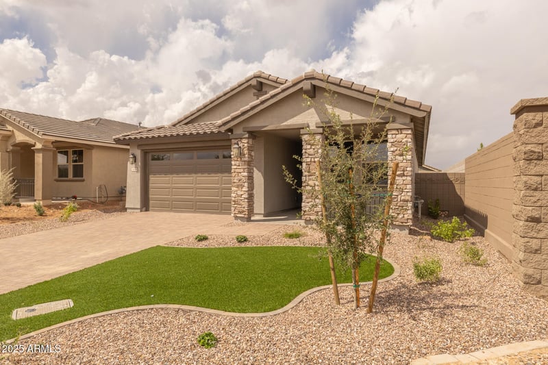 34948 Hawley Dr, San Tan Valley, AZ 85144