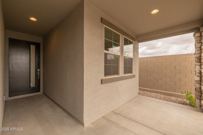 34948 Hawley Dr, San Tan Valley, AZ 85144