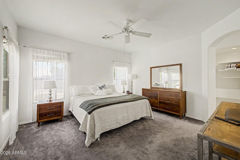 3498 Hayden Peak Dr, San Tan Valley, AZ 85144
