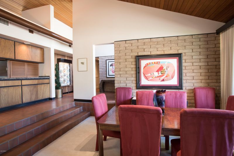35 E Wagon Wheel Dr, Phoenix, AZ 85020