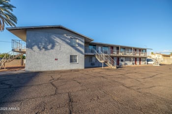 35 May St, Mesa, AZ 85201