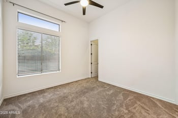 350 Yellowstone Way, Chandler, AZ 85248