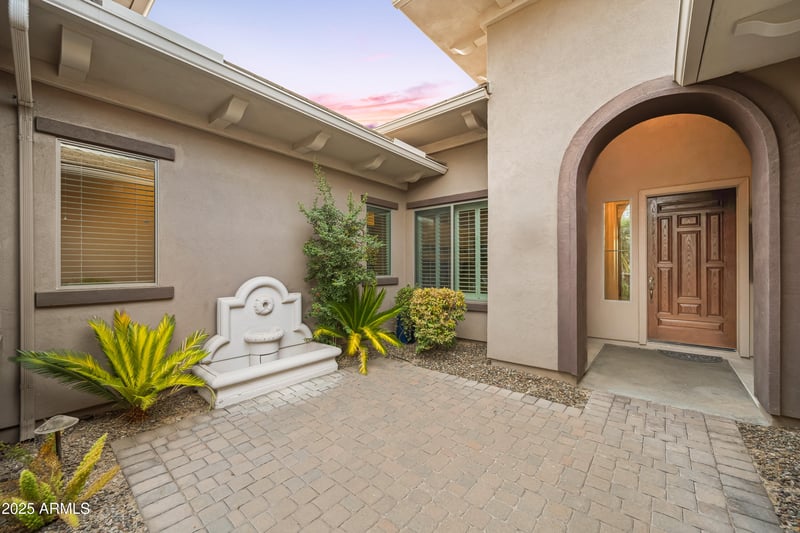 350 Yellowstone Way, Chandler, AZ 85248