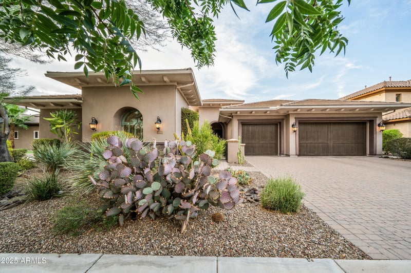 350 Yellowstone Way, Chandler, AZ 85248