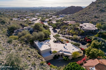 3500 Lincoln Dr #17, Phoenix, AZ 85018