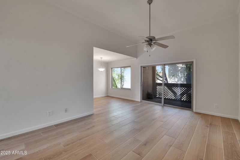 3500 Hayden Rd #1206, Scottsdale, AZ 85251