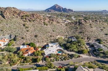 3500 Lincoln Dr #17, Phoenix, AZ 85018