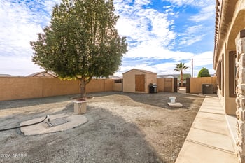 35001 Surrey Ln, San Tan Valley, AZ 85140