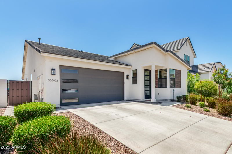 35002 Augite Way, San Tan Valley, AZ 85144