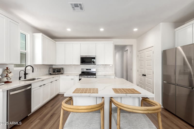 35002 Augite Way, San Tan Valley, AZ 85144
