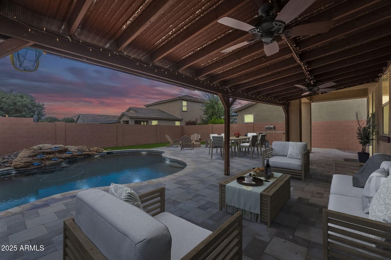 35006 Open Range Dr, San Tan Valley, AZ 85144