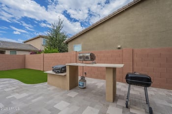 35006 Open Range Dr, San Tan Valley, AZ 85144