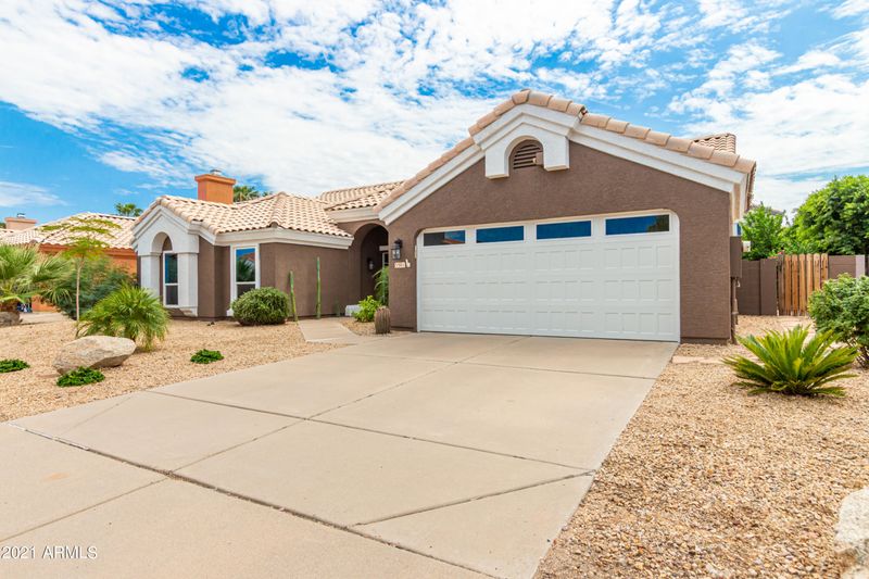 3501 E Rosemonte Dr, Phoenix, AZ 85050