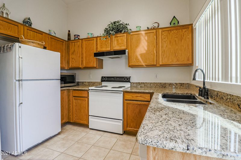 3501 N 106th Dr, Avondale, AZ 85392
