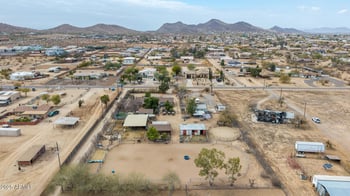 35011 3rd St, Phoenix, AZ 85086