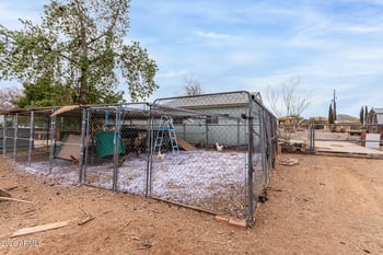 35011 3rd St, Phoenix, AZ 85086