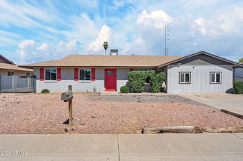 3502 Cinnabar Ave, Phoenix, AZ 85051
