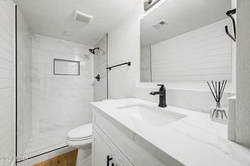 3505 E Campbell Ave #11, Phoenix, AZ 85018
