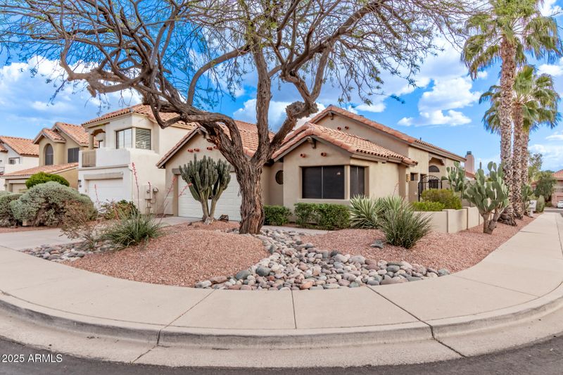 3505 E South Fork Dr, Phoenix, AZ 85044
