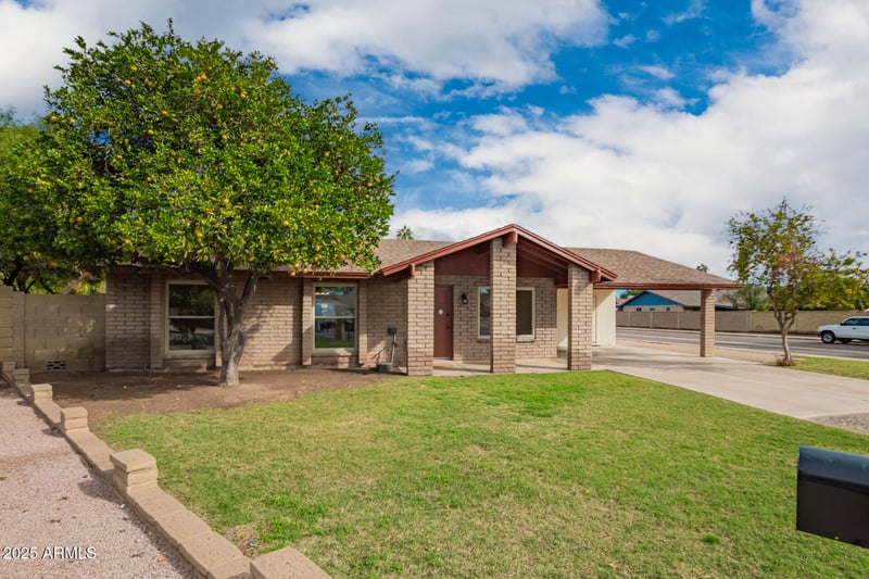 3508 Larkspur Dr, Phoenix, AZ 85032