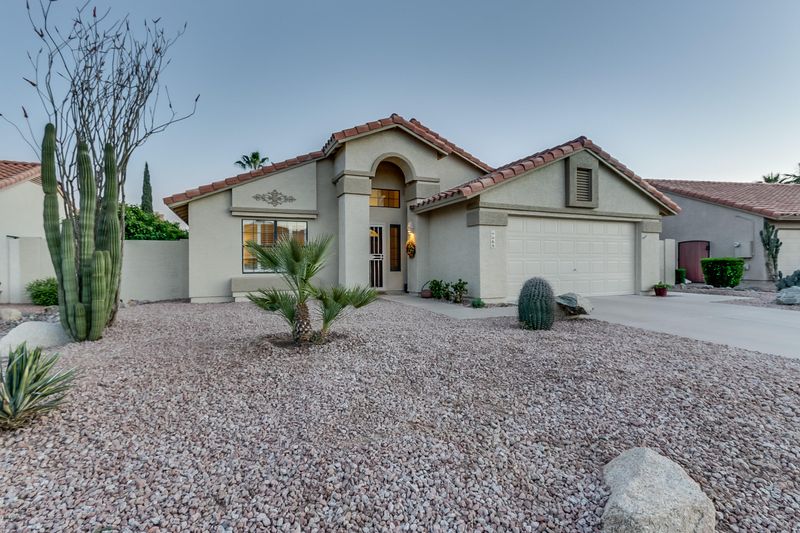 3509 E Desert Trumpet Rd, Phoenix, AZ 85044