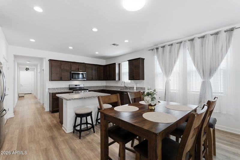 35090 Lead Way, San Tan Valley, AZ 85144