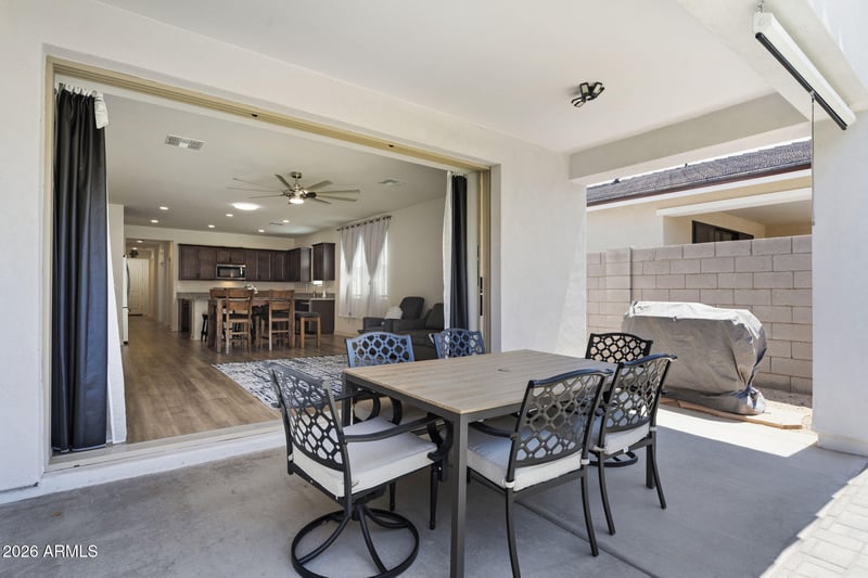 35090 N Lead Way, San Tan Valley, AZ 85144