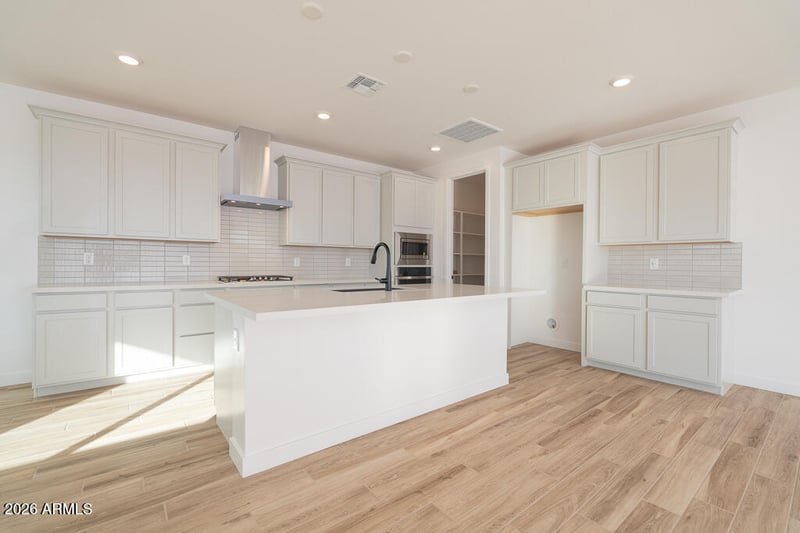 351 Lindo Ln, San Tan Valley, AZ 85140