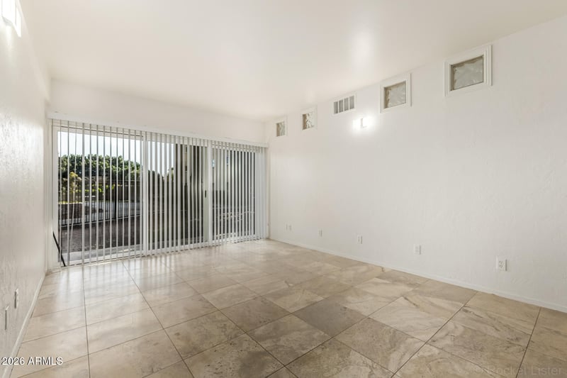 351 E Thomas Rd #D104, Phoenix, AZ 85012