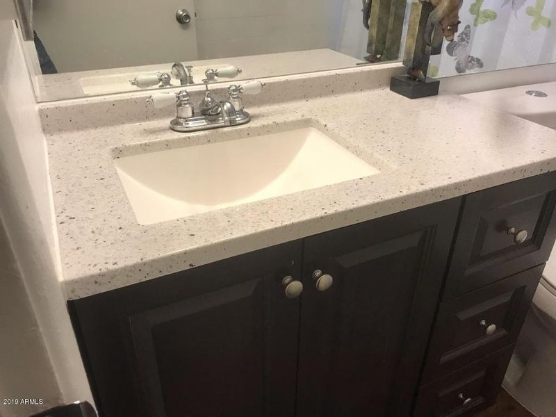 351 E Thomas Rd #D207, Phoenix, AZ 85012