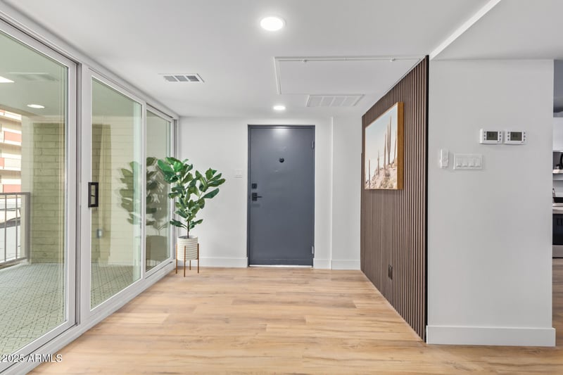 351 Thomas Rd #D208, Phoenix, AZ 85012