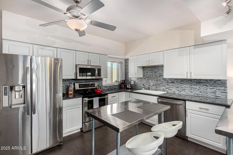 351 Thomas Rd #D505, Phoenix, AZ 85012