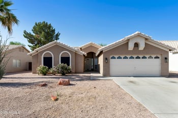 351 Amoroso Dr, Gilbert, AZ 85233