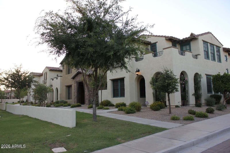 3510 Lakewood Pw #101, Phoenix, AZ 85048