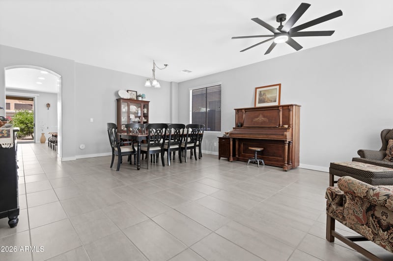 3510 Dancer Ln, San Tan Valley, AZ 85144