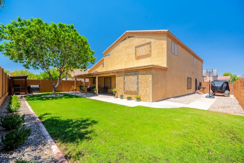 3511 Allens Peak Dr, San Tan Valley, AZ 85144