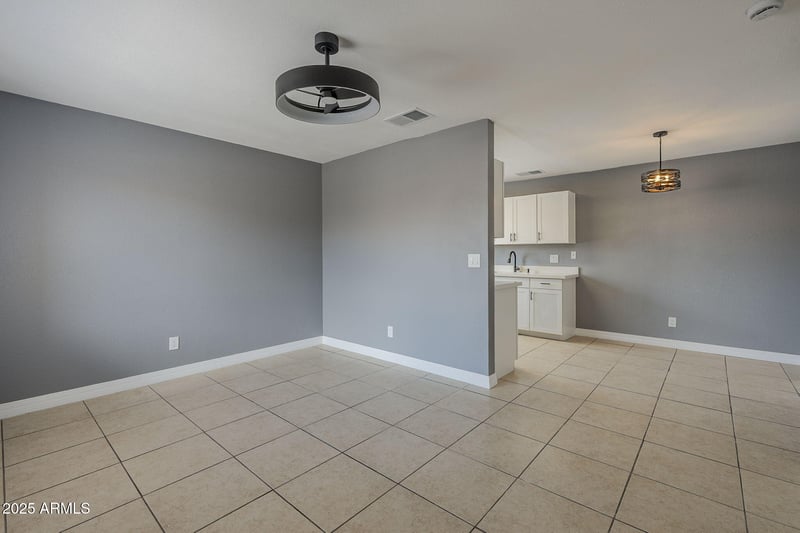 3511 Baseline Rd #1033, Phoenix, AZ 85042