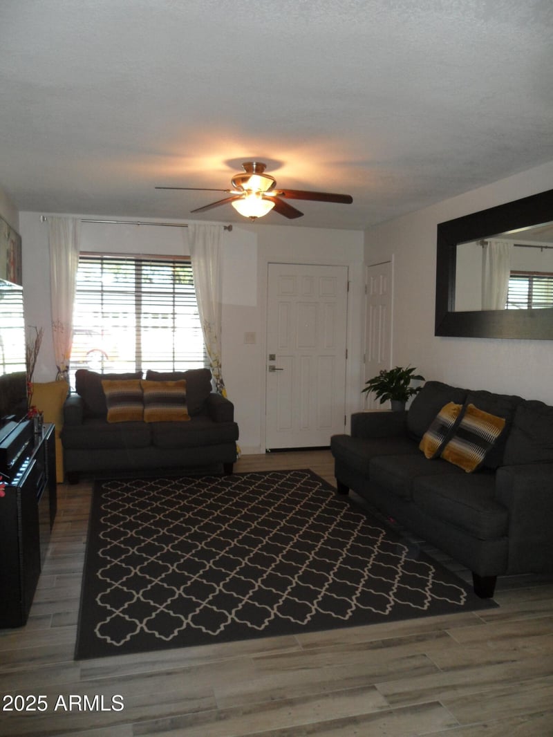 3511 Capri Ave, Mesa, AZ 85204