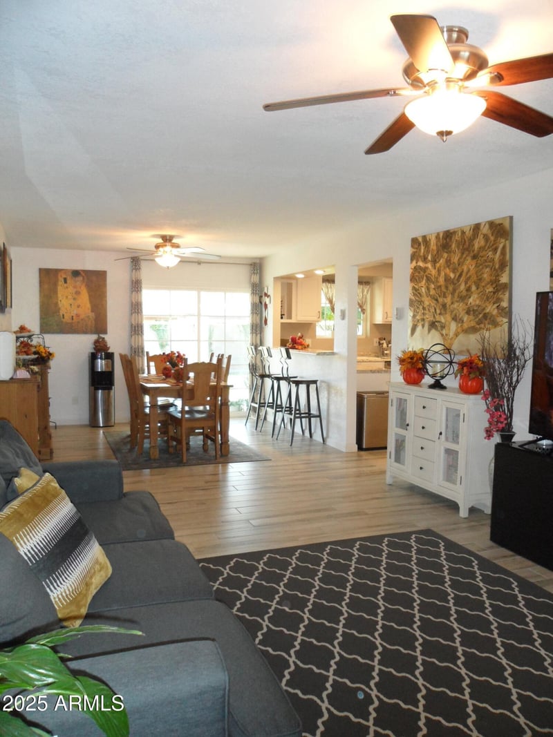 3511 Capri Ave, Mesa, AZ 85204