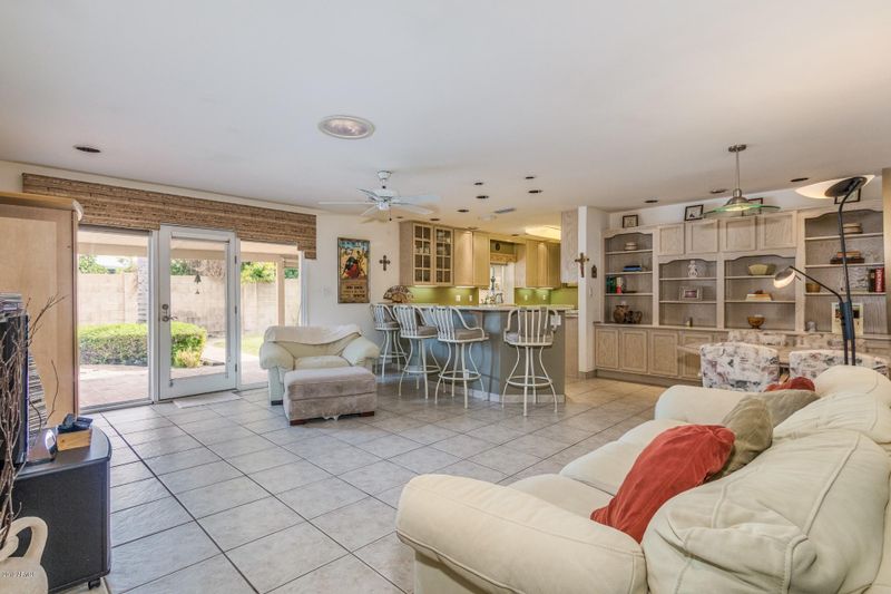 3511 E Desert Cove Ave, Phoenix, AZ 85028