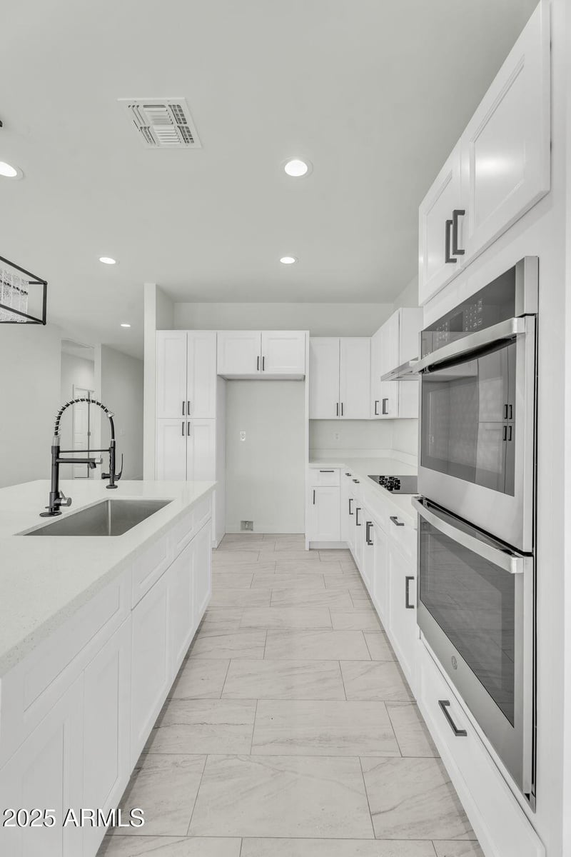 35119 Palm Dr, San Tan Valley, AZ 85140