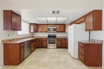 3512 Willow Ave, Phoenix, AZ 85032