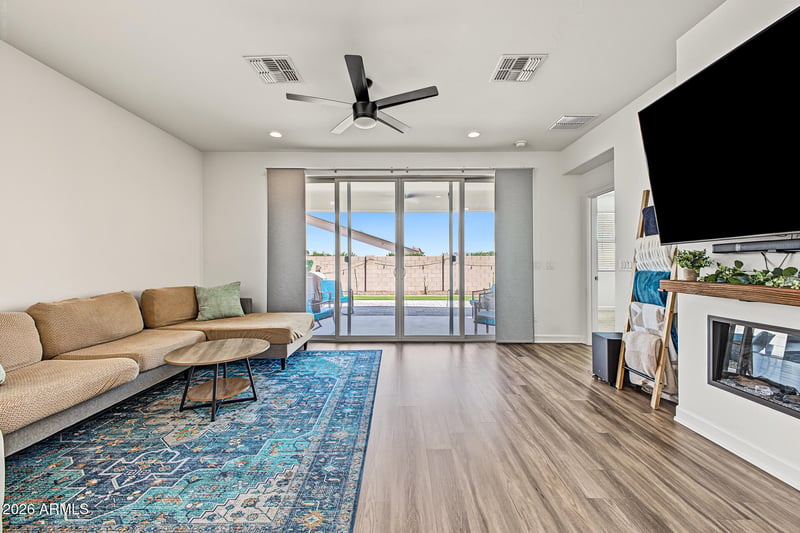 35121 N Magnette Way, San Tan Valley, AZ 85144