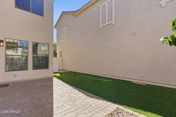 3513 Bluejay Dr, Gilbert, AZ 85297