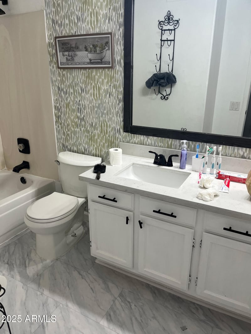 3514 Heather Ln, Avondale, AZ 85392