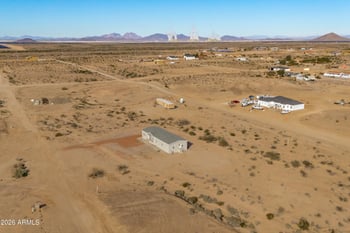 35146 Lodge Dr, Tonopah, AZ 85354