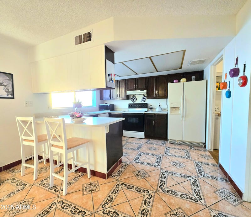 3515 Campo Bello Dr, Phoenix, AZ 85032